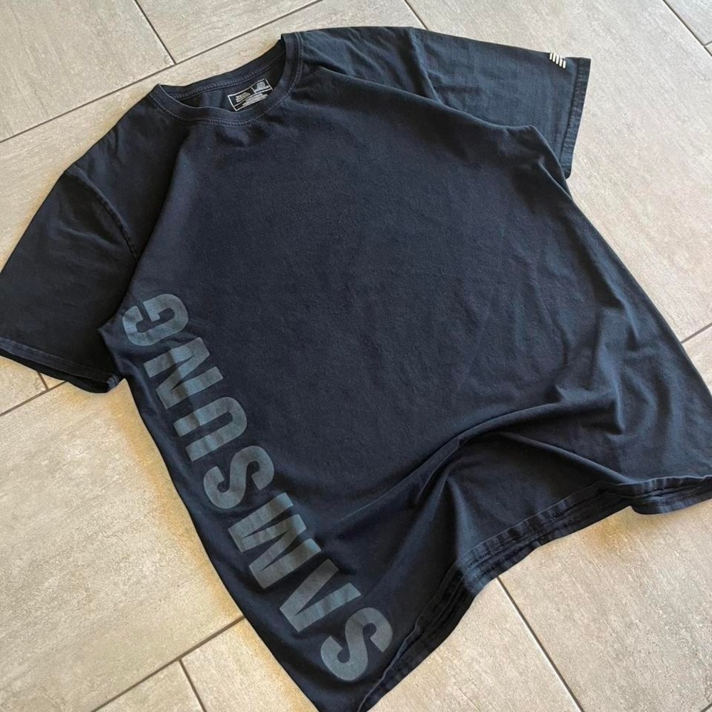 New Balance Samsung T Shirt Black Short Sleeve Graphic Tee Mens - Picture 2 of 8